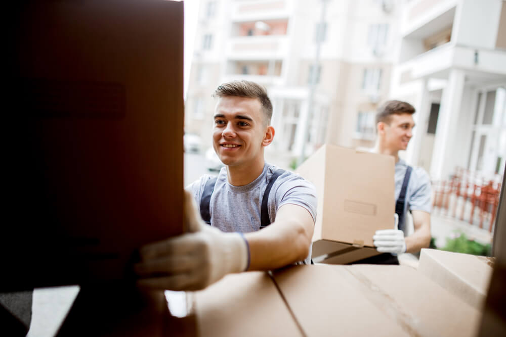 Reliable furniture moving company Cortez
